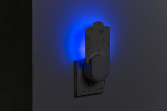 Mückenfreie Umgebung mit Steckdose 395 NM UV-Mückenbekämpfungslampe und Klebrige Pads 4