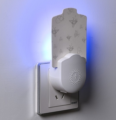 Ein guter Preis. Wandmontierte Steckdose Elektrische 395 NM UV Mückenschutzlampe Fliegende Insektenkiller Online